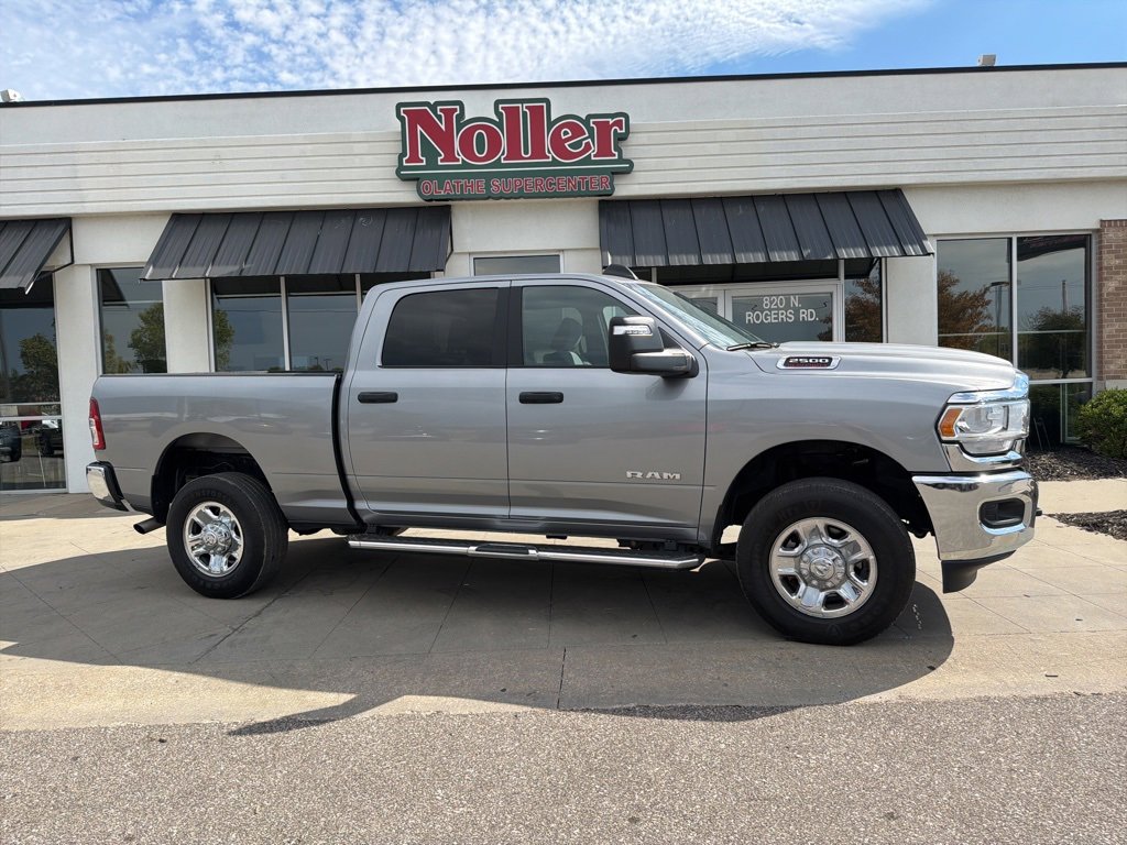 Used 2024 RAM 2500 Big Horn w/ Bed Utility Group image 4