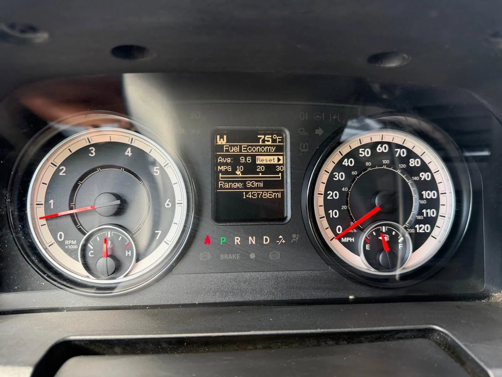 Used 2017 RAM 2500 SLT image 17