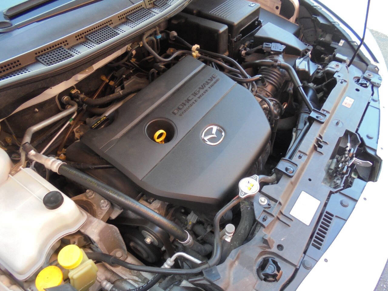 Used 2015 MAZDA MAZDA5 Sport FWD image 35