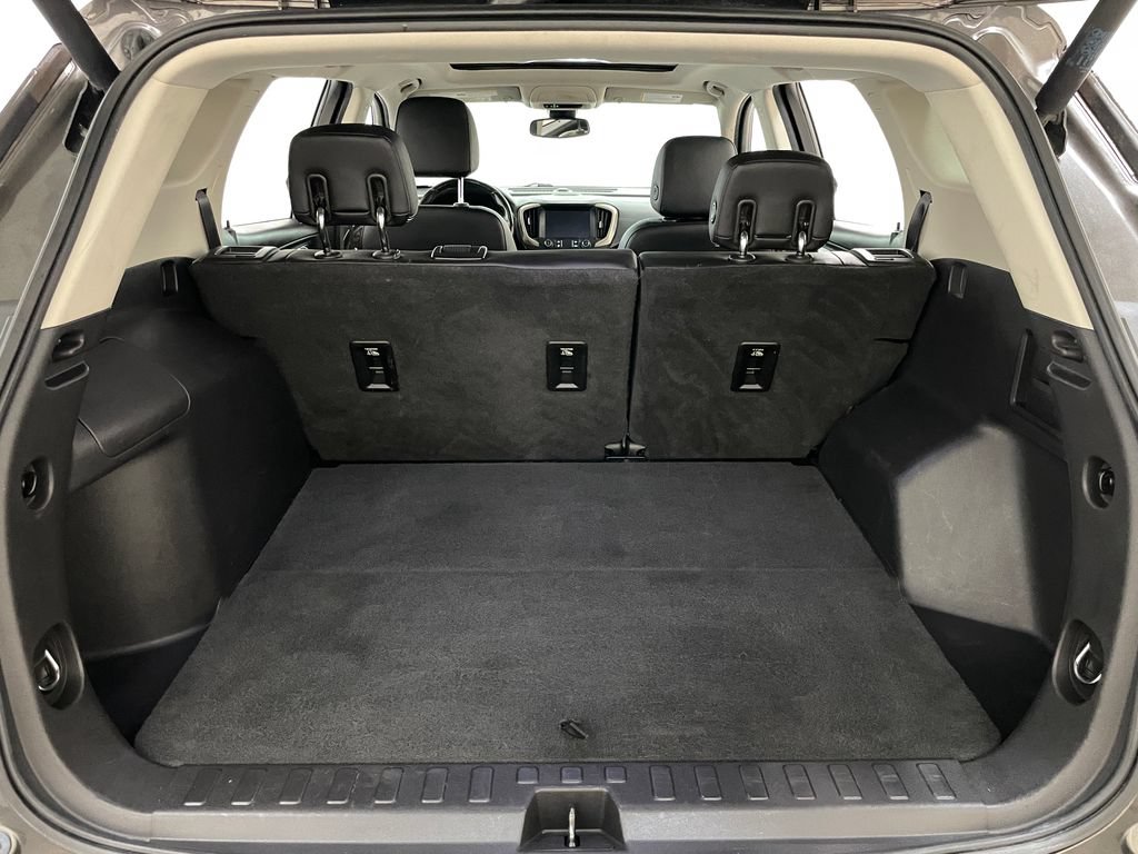 Used 2019 GMC Terrain Denali w/ Advanced Safety Package AWD/4WD image 43