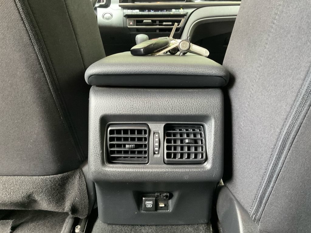 Used 2025 Toyota Camry LE FWD image 23