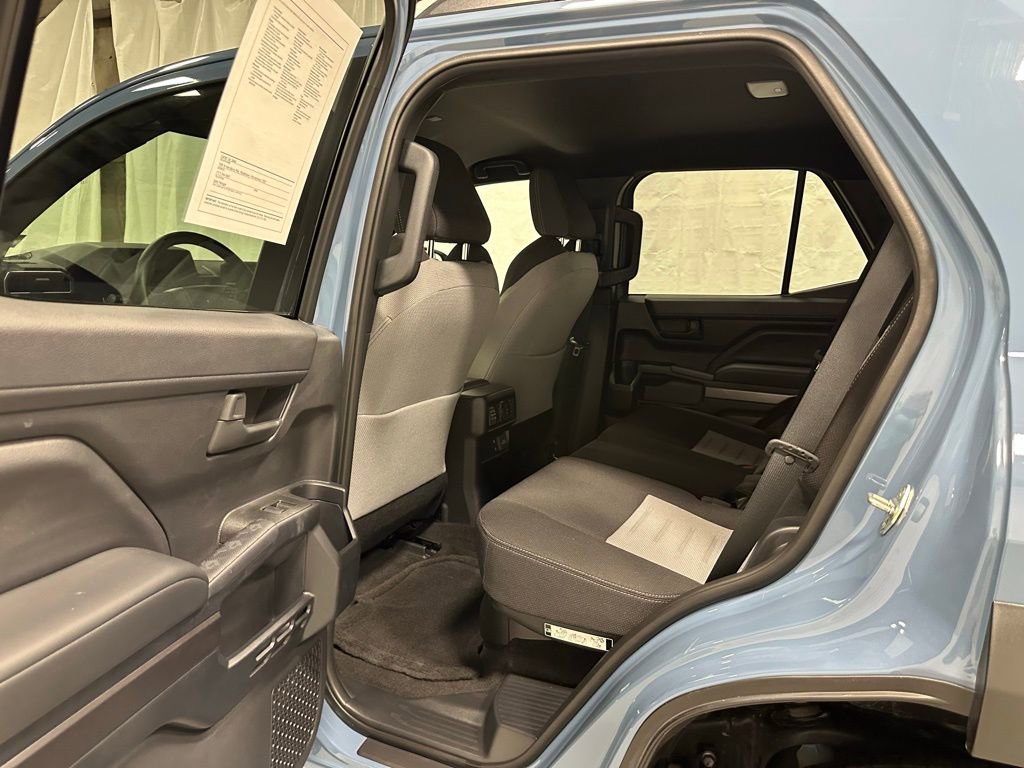 Used 2025 Toyota 4Runner TRD Off-Road AWD/4WD image 43