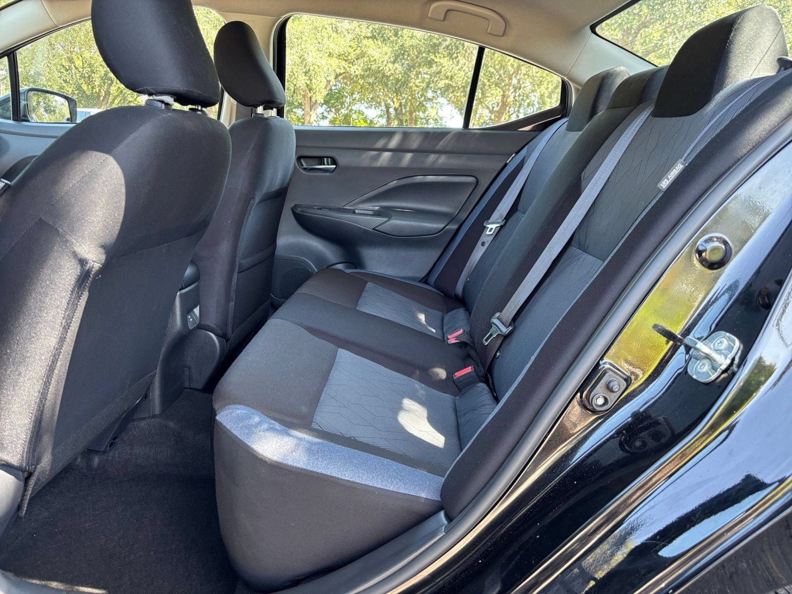 Used 2025 Nissan Versa SV FWD image 22