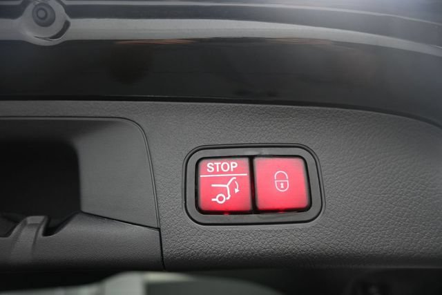 Certified 2025 Mercedes-Benz GLA 250 image 27