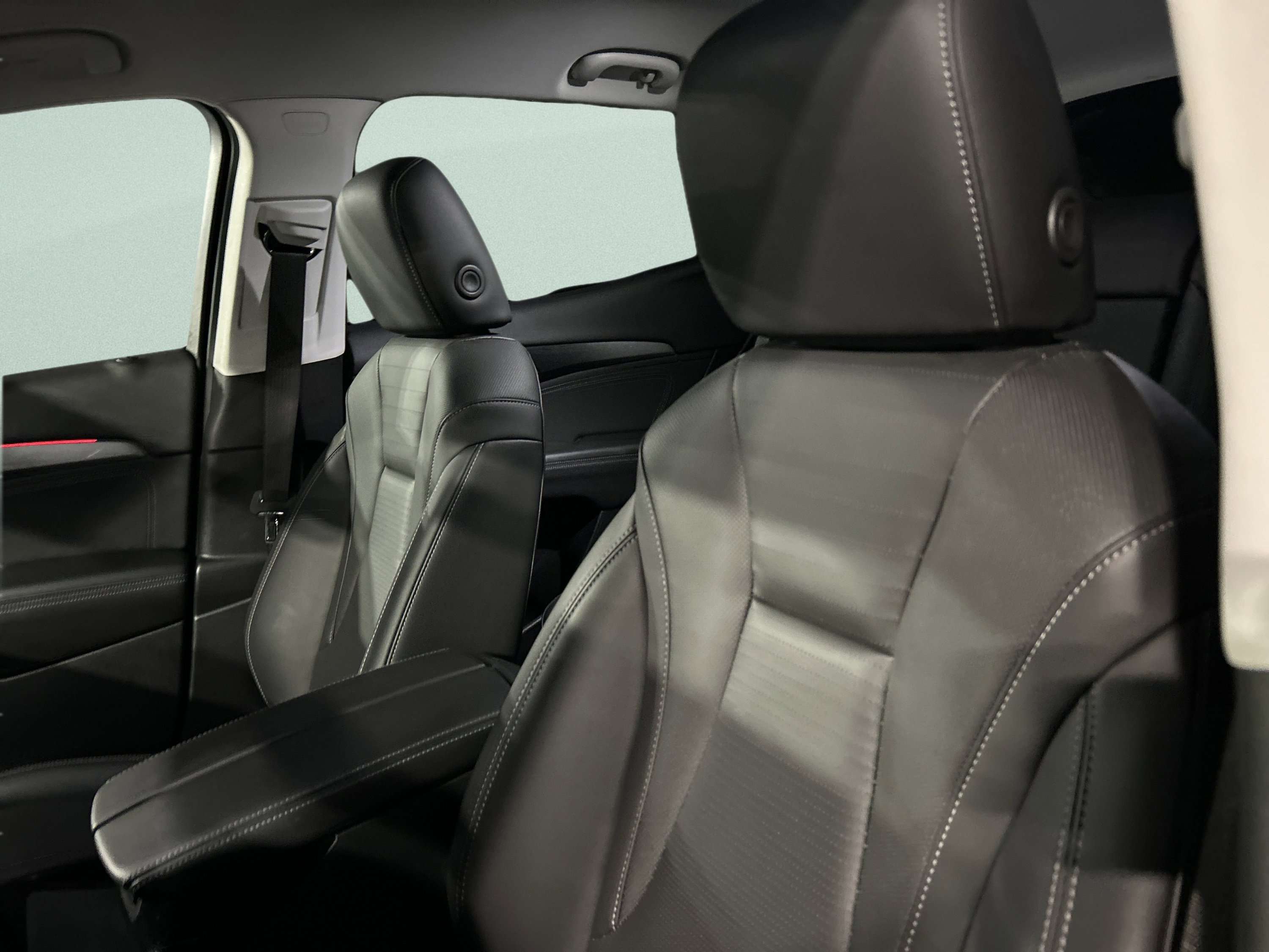 Used 2024 Buick Envision Preferred image 9