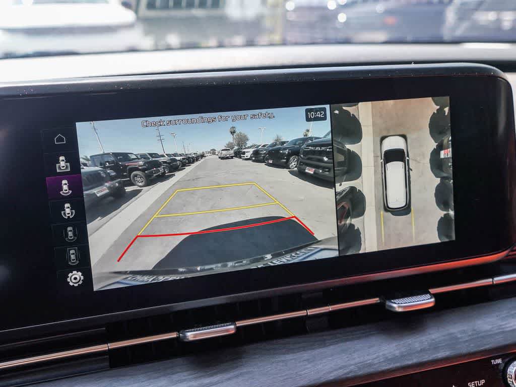Used 2024 Kia Carnival SX FWD image 21