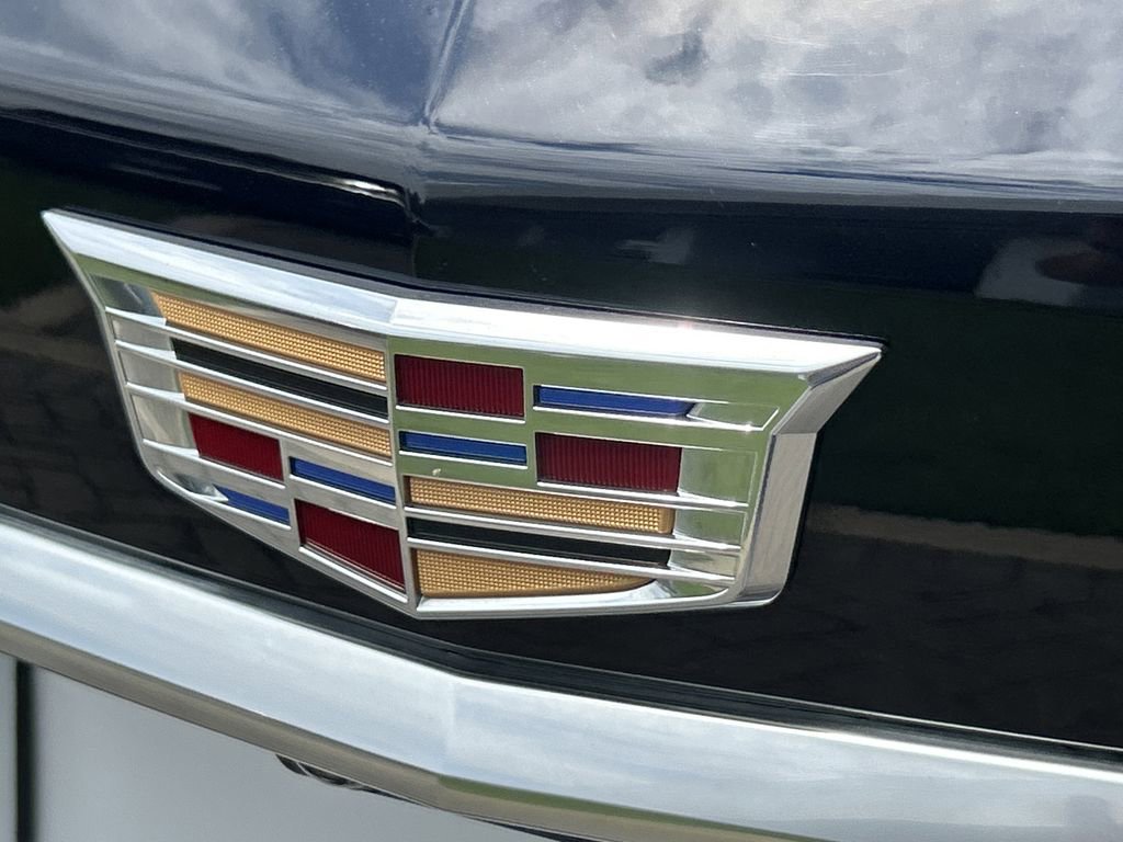 Used 2022 Cadillac XT5 Premium Luxury w/ Technology Package image 9