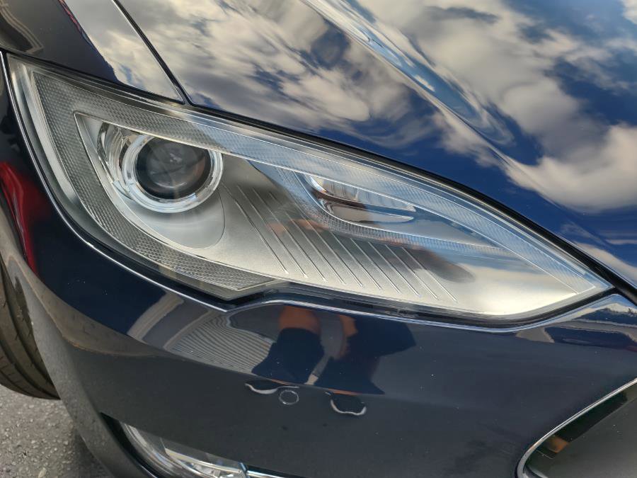 Used 2014 Tesla Model S 85 image 24