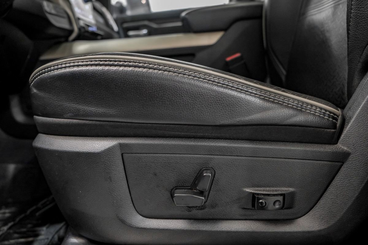 Used 2021 RAM 3500 Laramie image 32