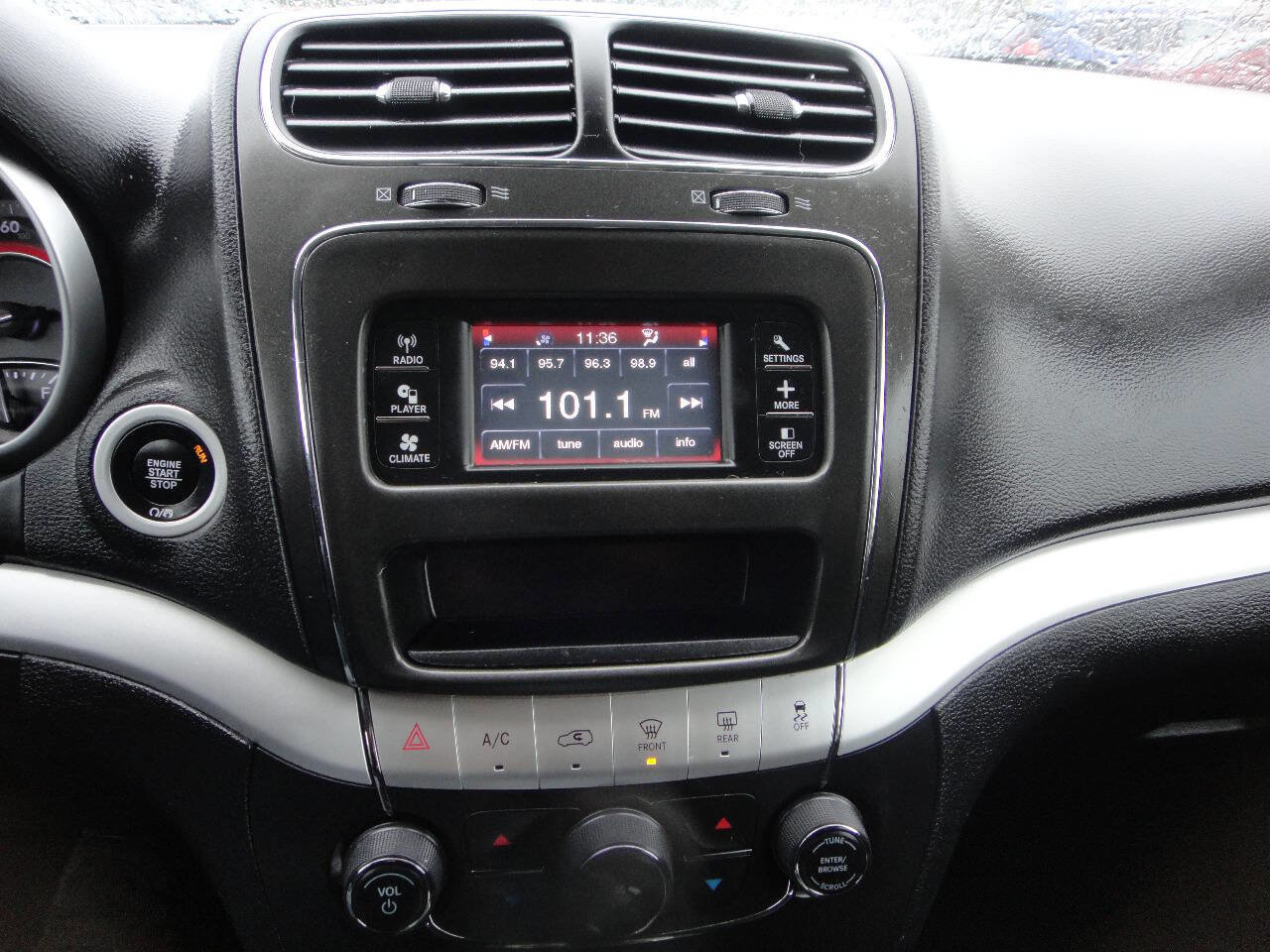 Used 2017 Dodge Journey SE w/ Flexible Seating Group FWD image 10
