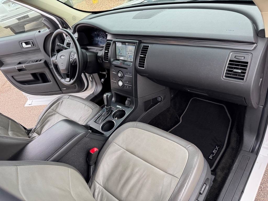 Used 2016 Ford Flex SEL w/ Equipment Group 202A AWD/4WD image 28