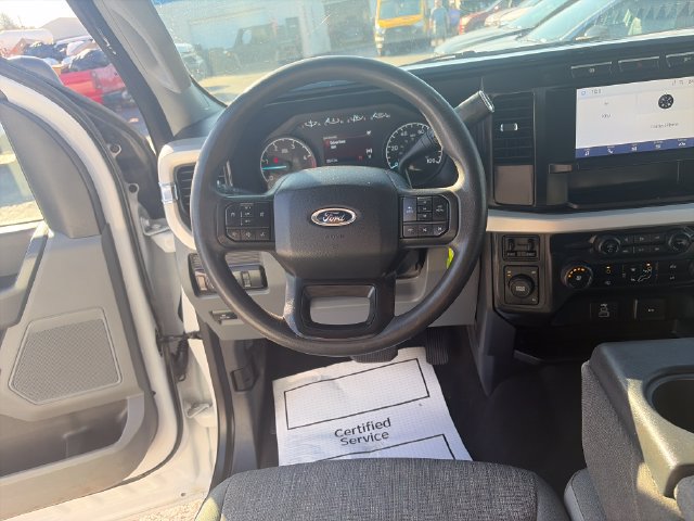 Used 2024 Ford F350 XLT AWD/4WD image 21