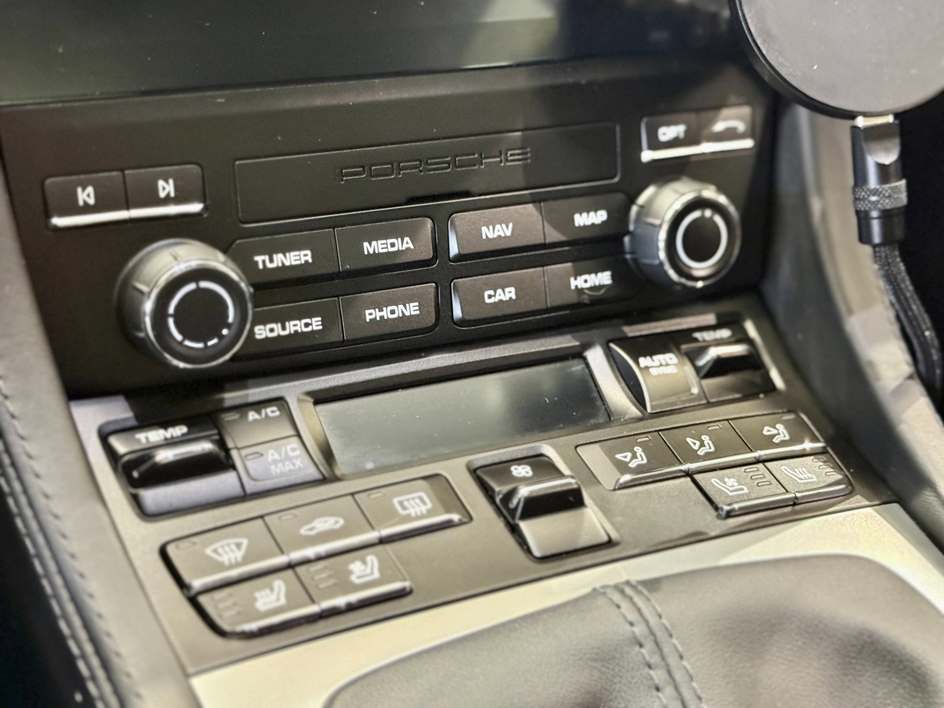 Used 2025 Porsche 718 Cayman S image 64