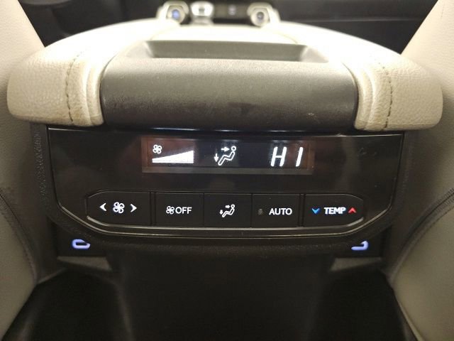 Certified 2024 Toyota Grand Highlander XLE image 31