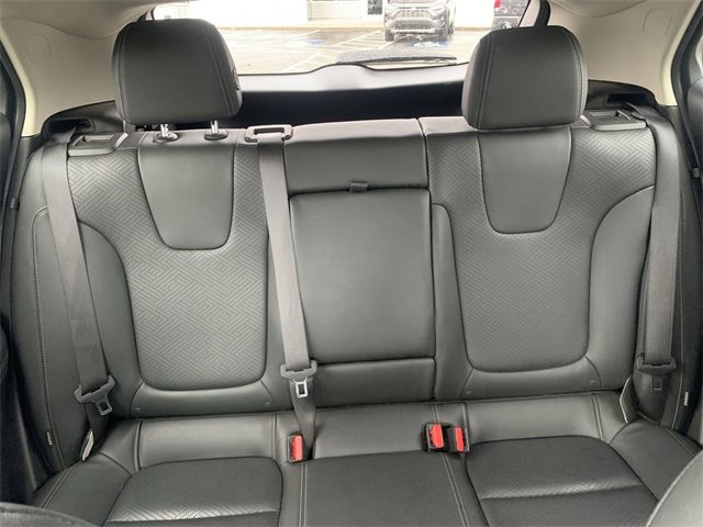 Used 2020 Buick Encore GX Essence image 29