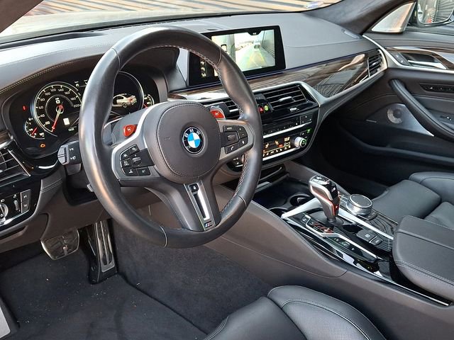Used 2018 BMW M5 w/ Executive Package image 4