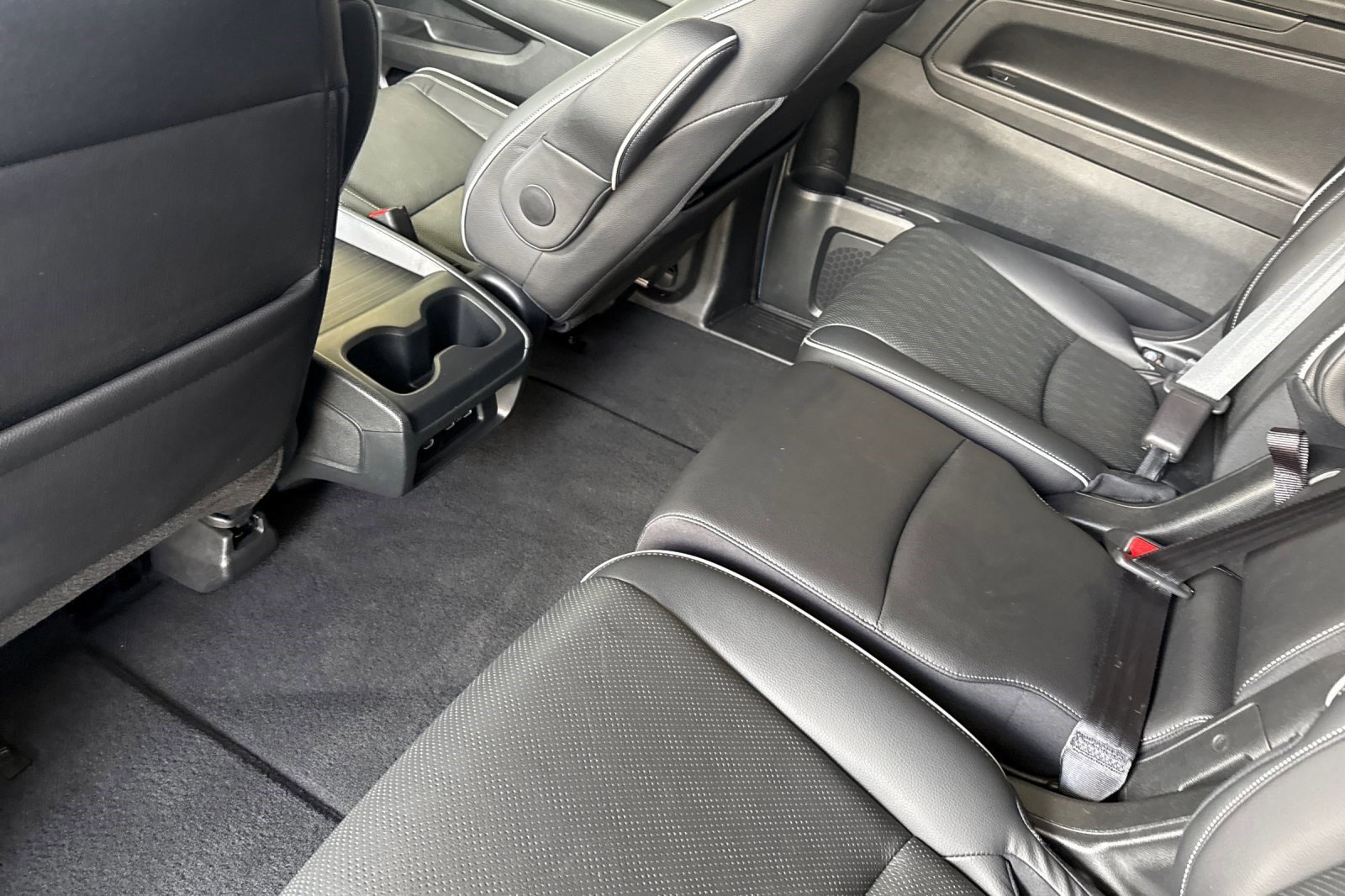 Used 2023 Honda Odyssey Elite image 26