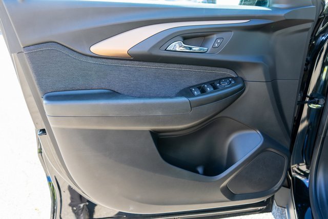 Used 2023 Chevrolet TrailBlazer ACTIV w/ Convenience Package image 18