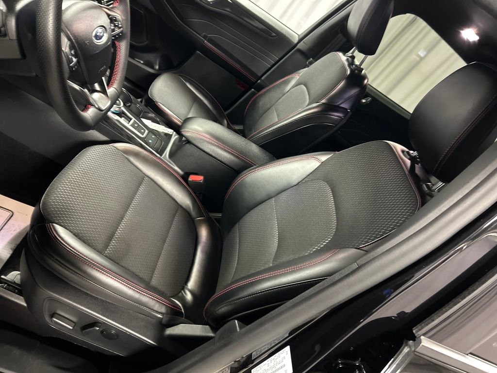 Used 2025 Ford Escape ST-Line image 11