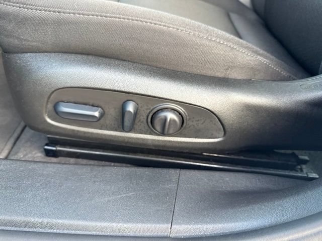 Used 2024 Chevrolet Malibu LT FWD image 13