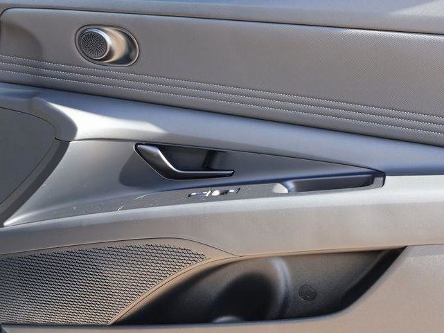New 2026 Hyundai Elantra Sport image 13