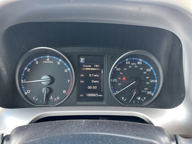 Used 2018 Toyota RAV4 LE image 20