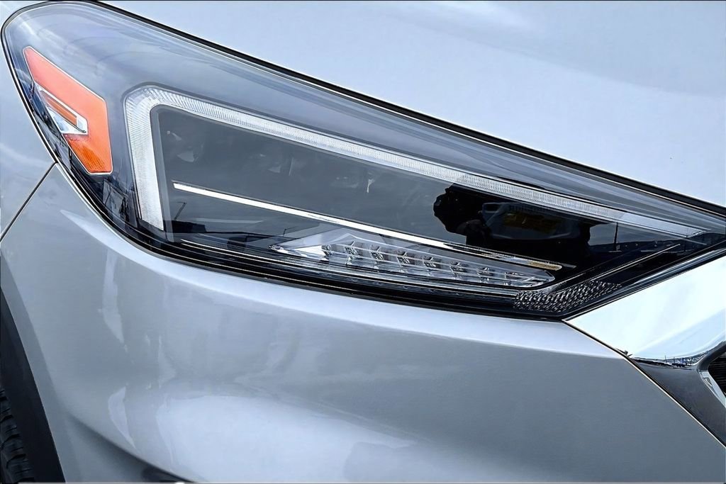 Used 2021 Hyundai Tucson Limited AWD/4WD image 27