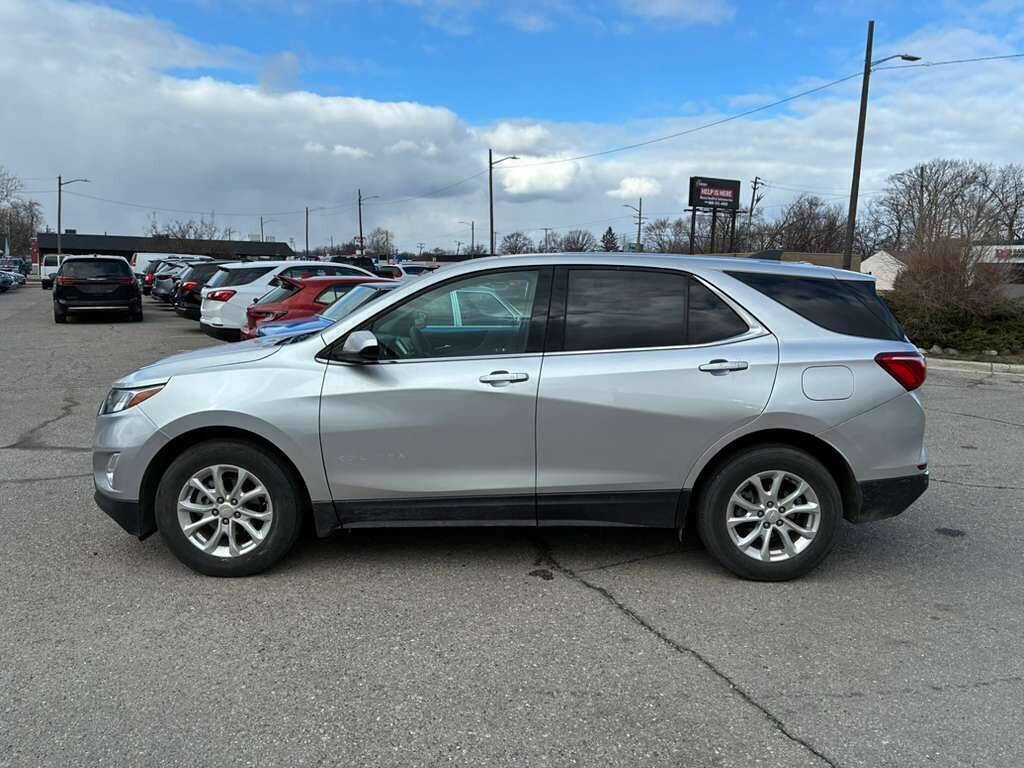 Used 2020 Chevrolet Equinox LT w/ LPO, Floor Liner Package image 5
