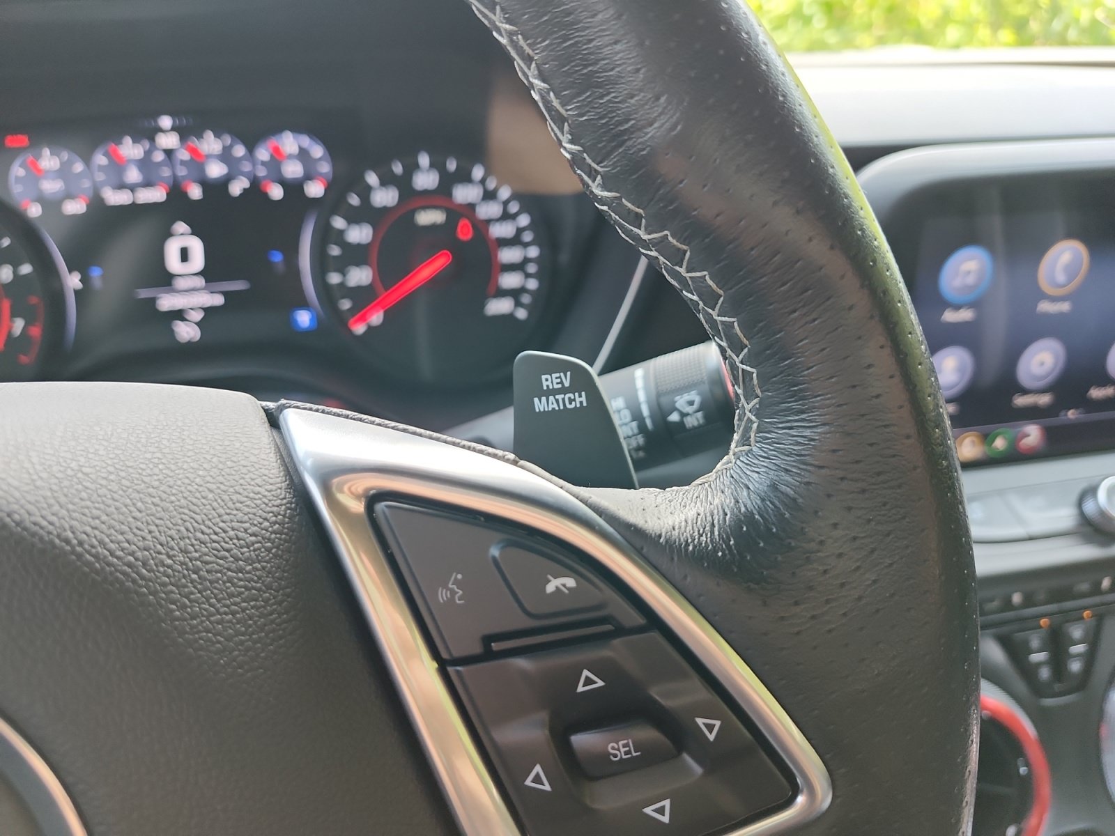 Used 2019 Chevrolet Camaro SS RWD image 9