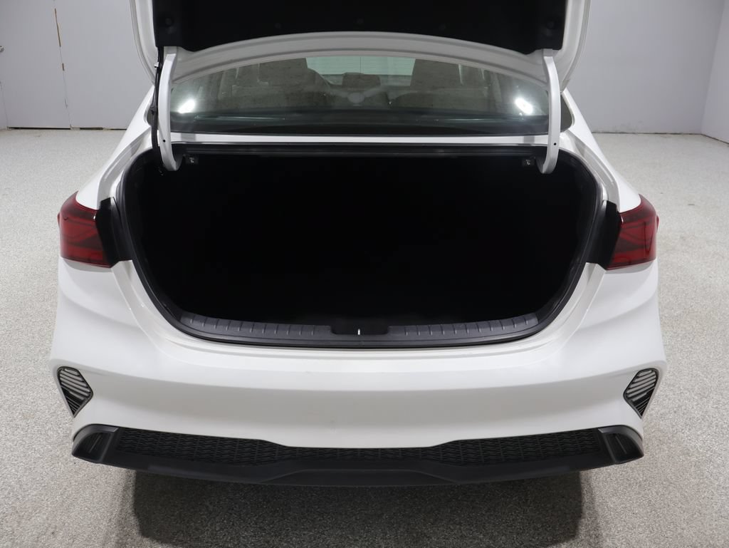 Used 2023 Kia Forte LXS FWD image 19