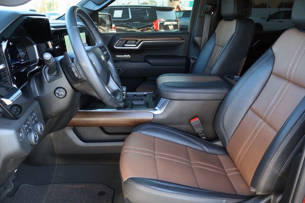 Used 2023 Chevrolet Silverado 1500 High Country w/ Z71 Off-Road Package image 20