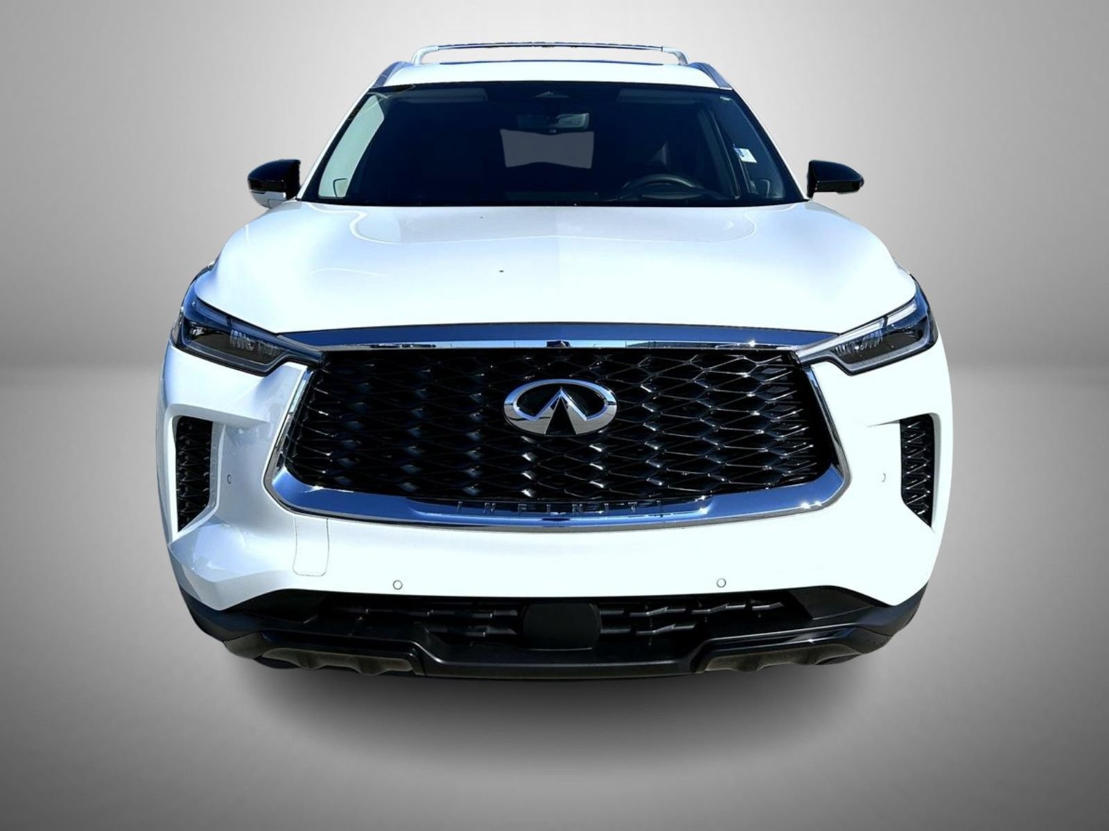 Used 2025 INFINITI QX60 Luxe w/ Vision Package AWD/4WD image 2