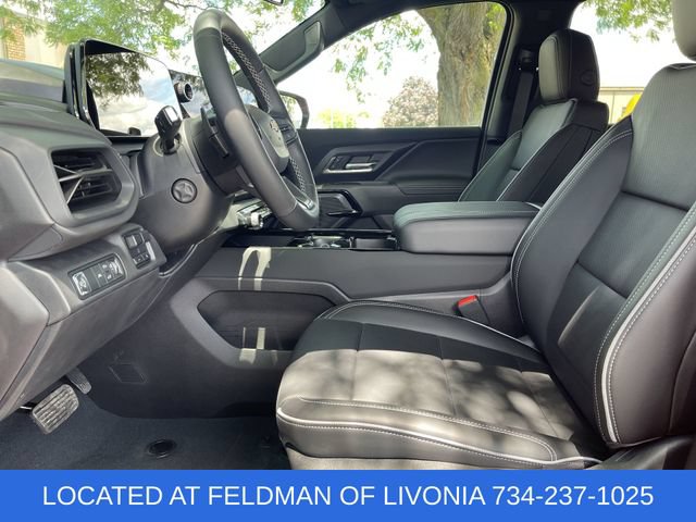 Used 2025 Chevrolet Silverado EV LT AWD/4WD image 18
