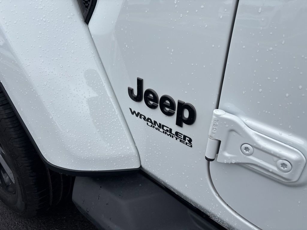 Used 2021 Jeep Wrangler Unlimited Sahara image 20