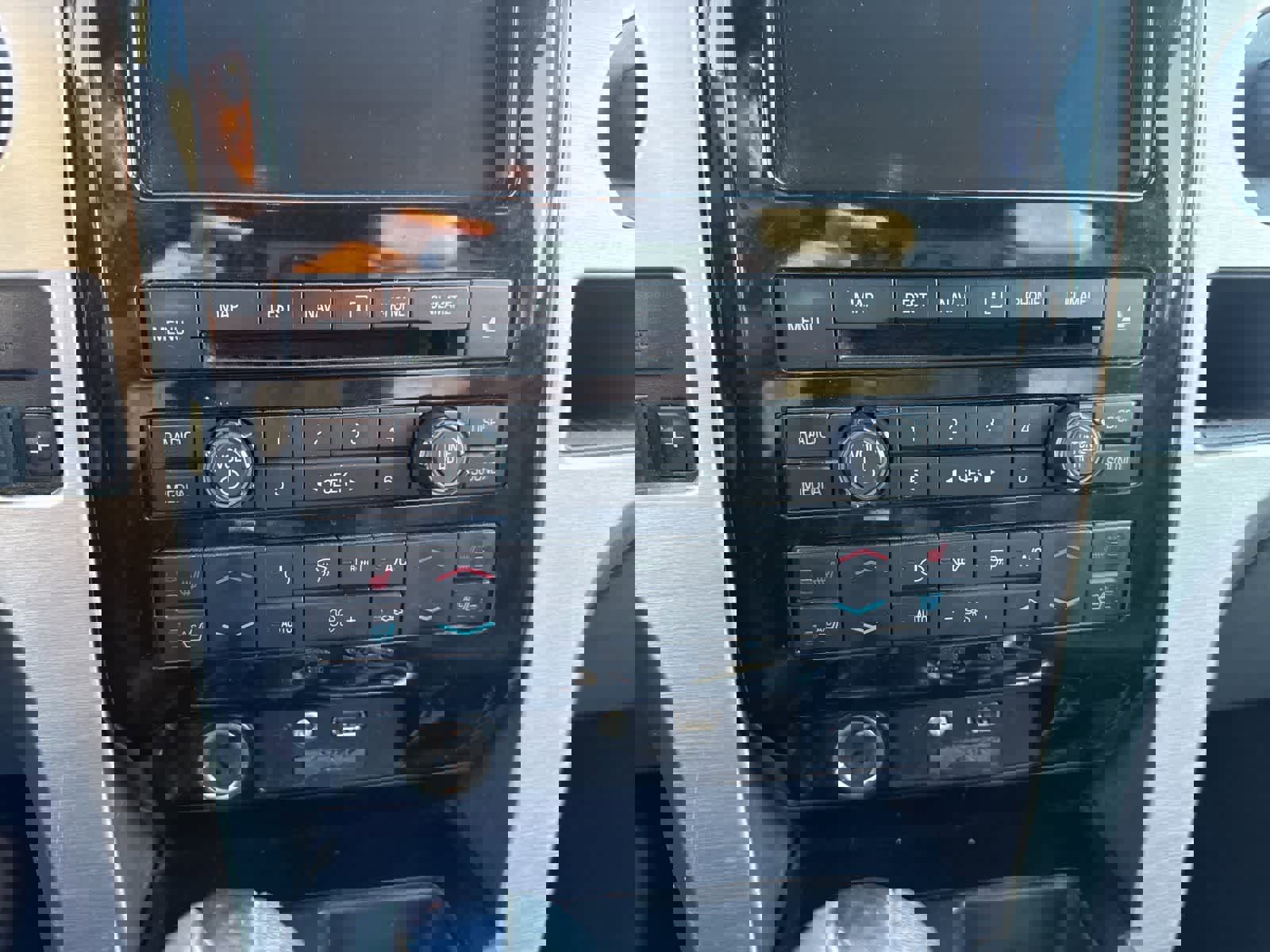 Used 2012 Ford F150 Platinum image 27