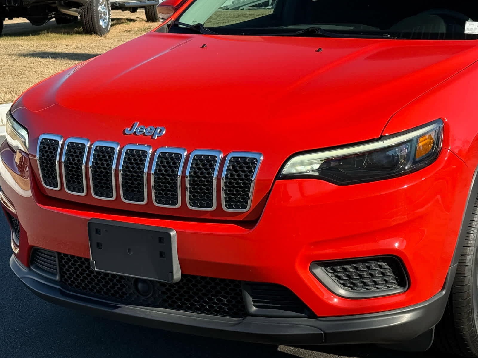 Used 2021 Jeep Cherokee Latitude image 9
