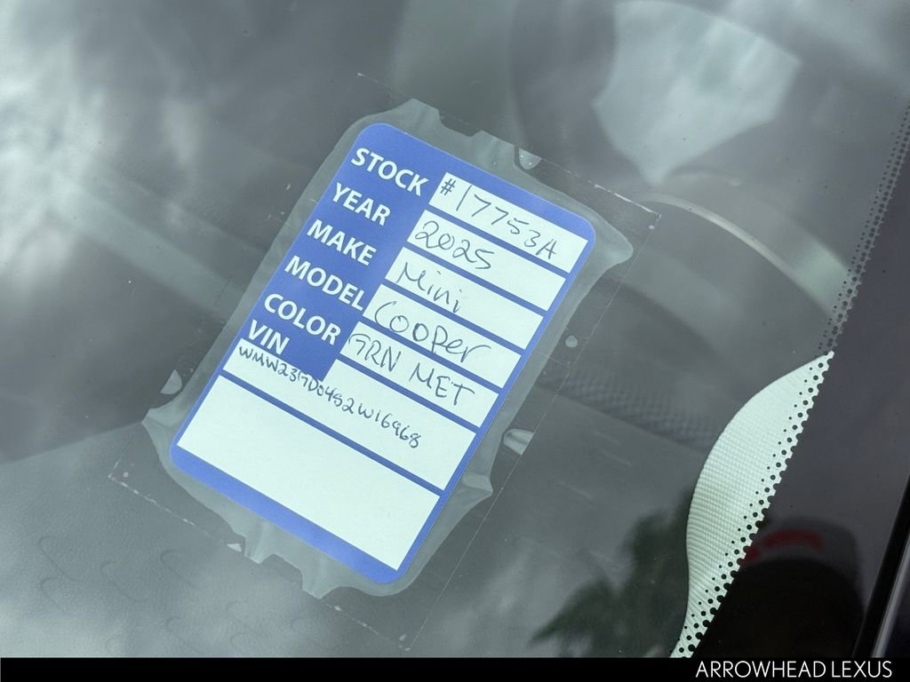 Used 2025 MINI Cooper S FWD image 33