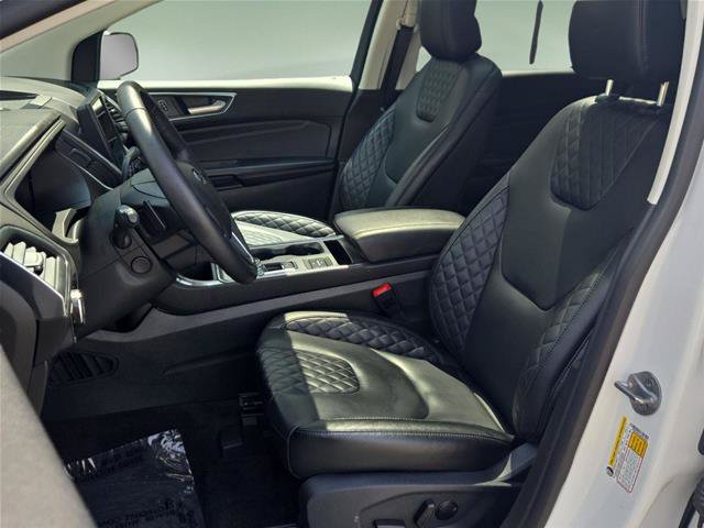 Certified 2024 Ford Edge Titanium w/ Equipment Group 301A AWD/4WD image 5