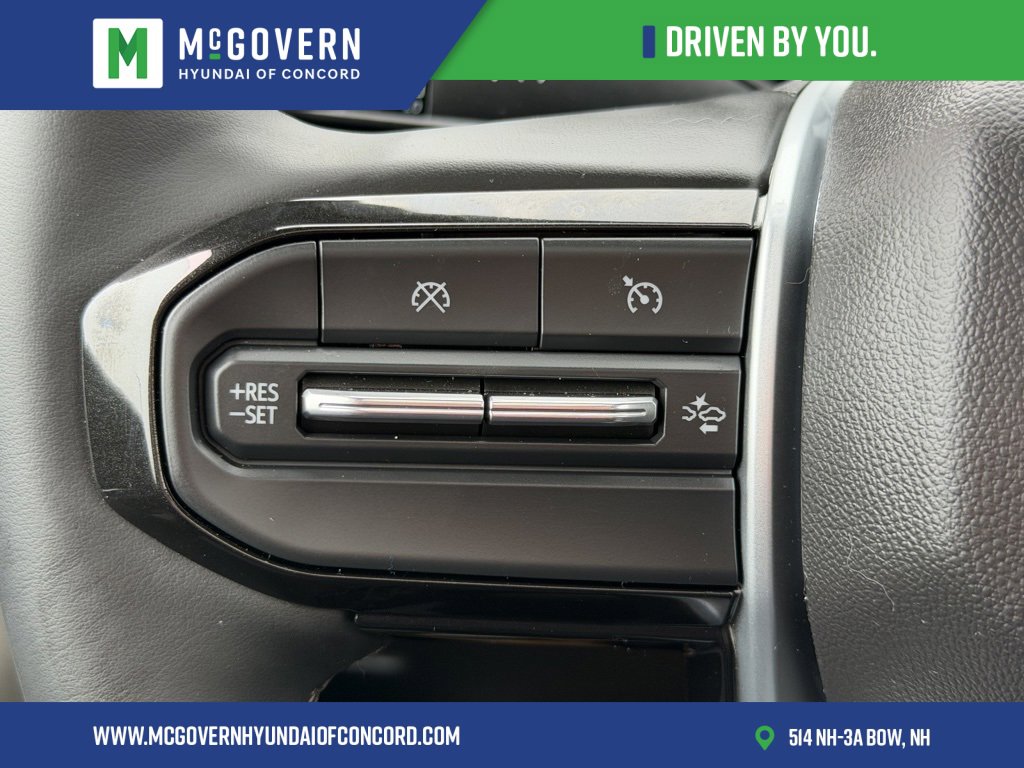 Used 2024 Chevrolet Colorado ZR2 w/ ZR2 Convenience Package III image 16