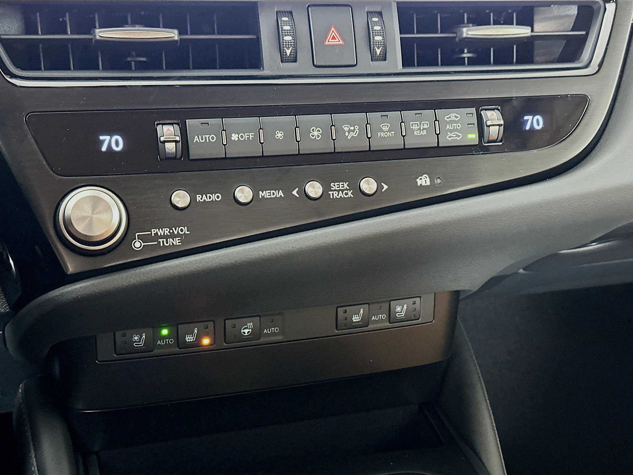 New 2025 Lexus ES 350 w/ Premium Package image 15