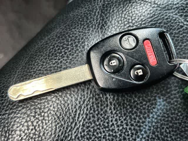Used 2012 Honda Pilot Touring image 21