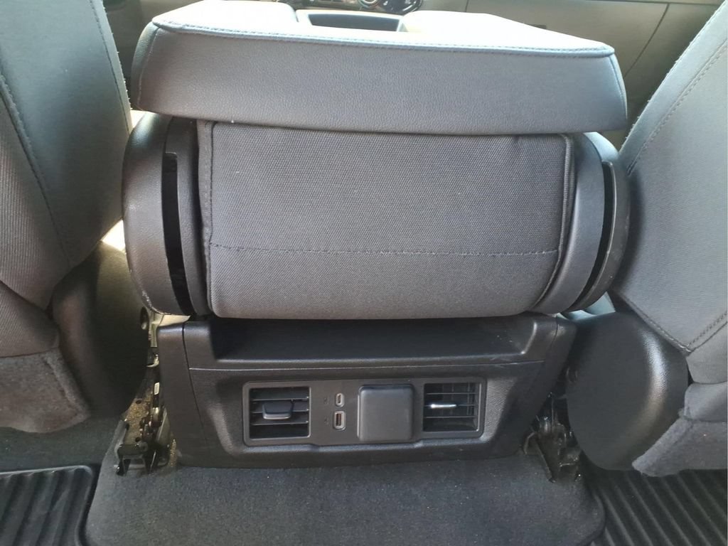 Used 2025 Chevrolet Silverado 1500 LT w/ Work Truck Package AWD/4WD image 15