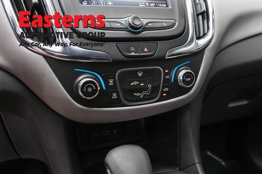 Used 2023 Chevrolet Equinox LS w/ Driver Confidence II Package FWD image 19