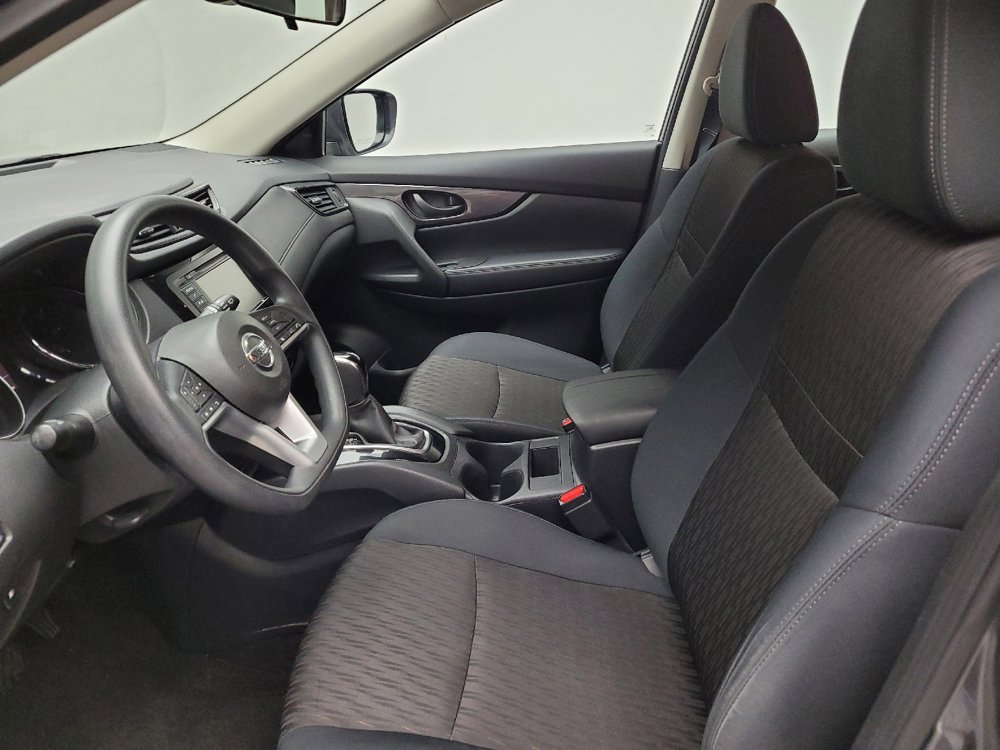 Used 2019 Nissan Rogue S image 17