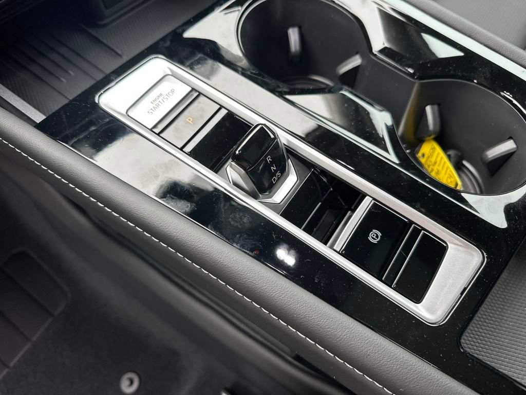 New 2025 Volkswagen Atlas SEL Premium R-Line image 23
