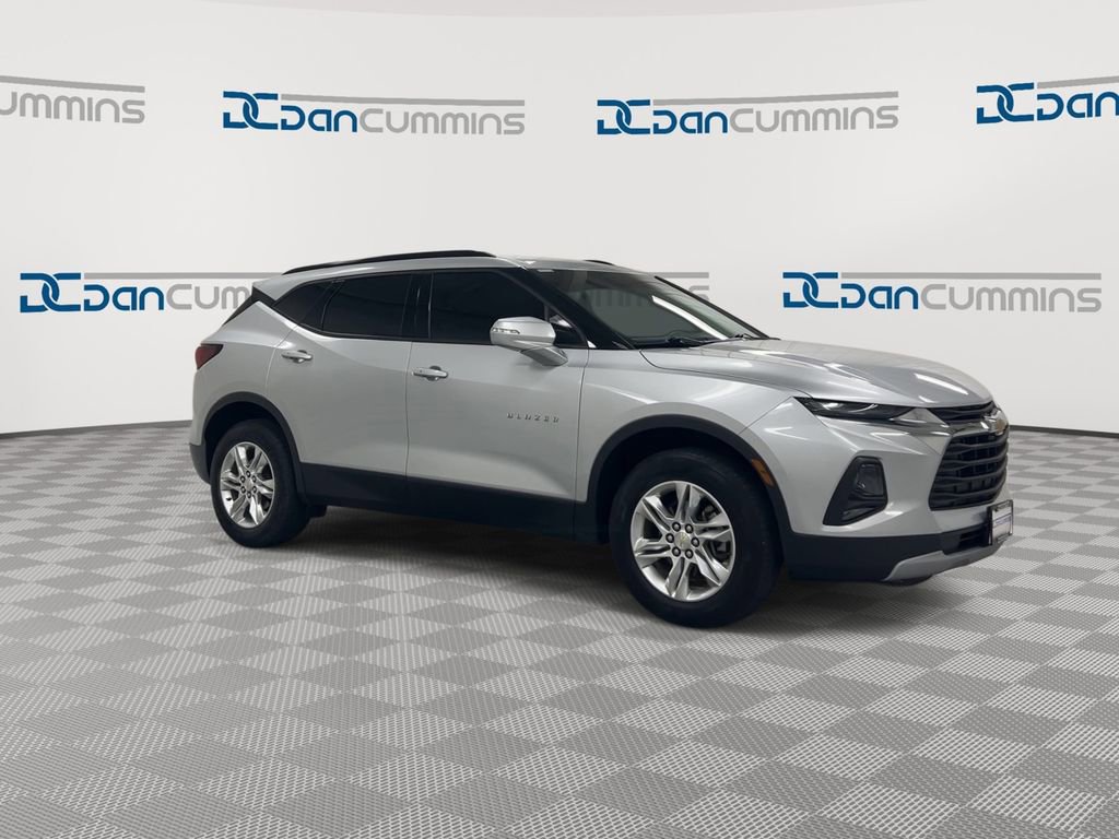Used 2019 Chevrolet Blazer LT FWD image 2