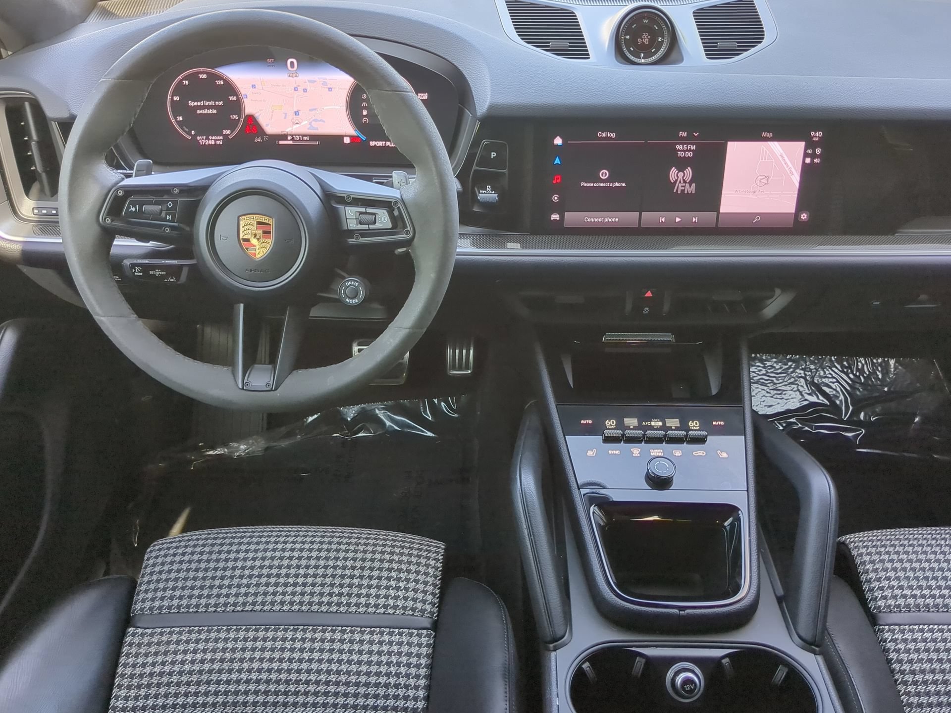 Used 2024 Porsche Cayenne S AWD/4WD image 52
