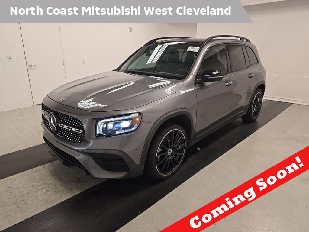 Used 2023 Mercedes-Benz GLB 250 w/ AMG Line image 1