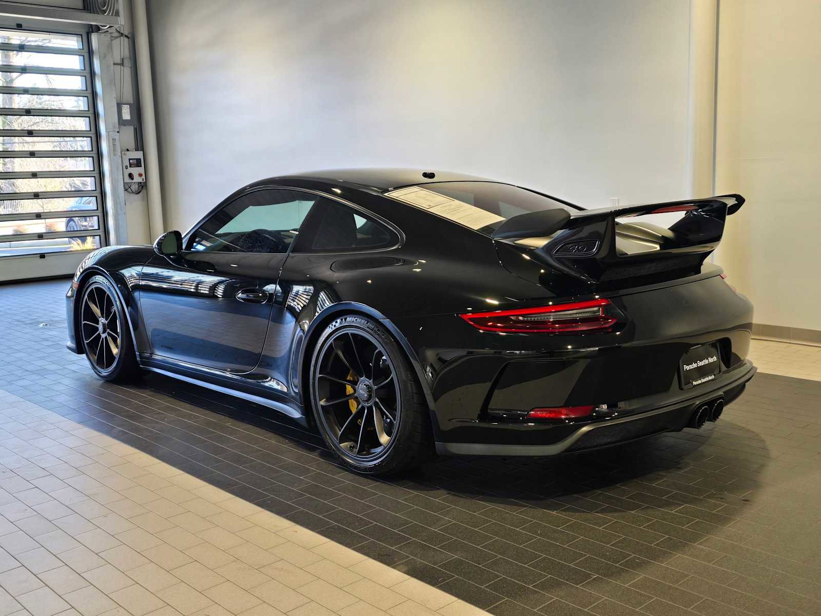 Used 2018 Porsche 911 GT3 image 3