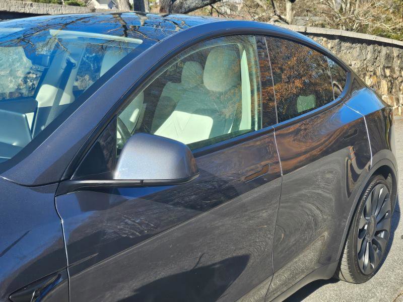 Used 2022 Tesla Model Y Performance image 6